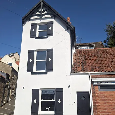 Holiday home Wadsworth Harbour View Whitby